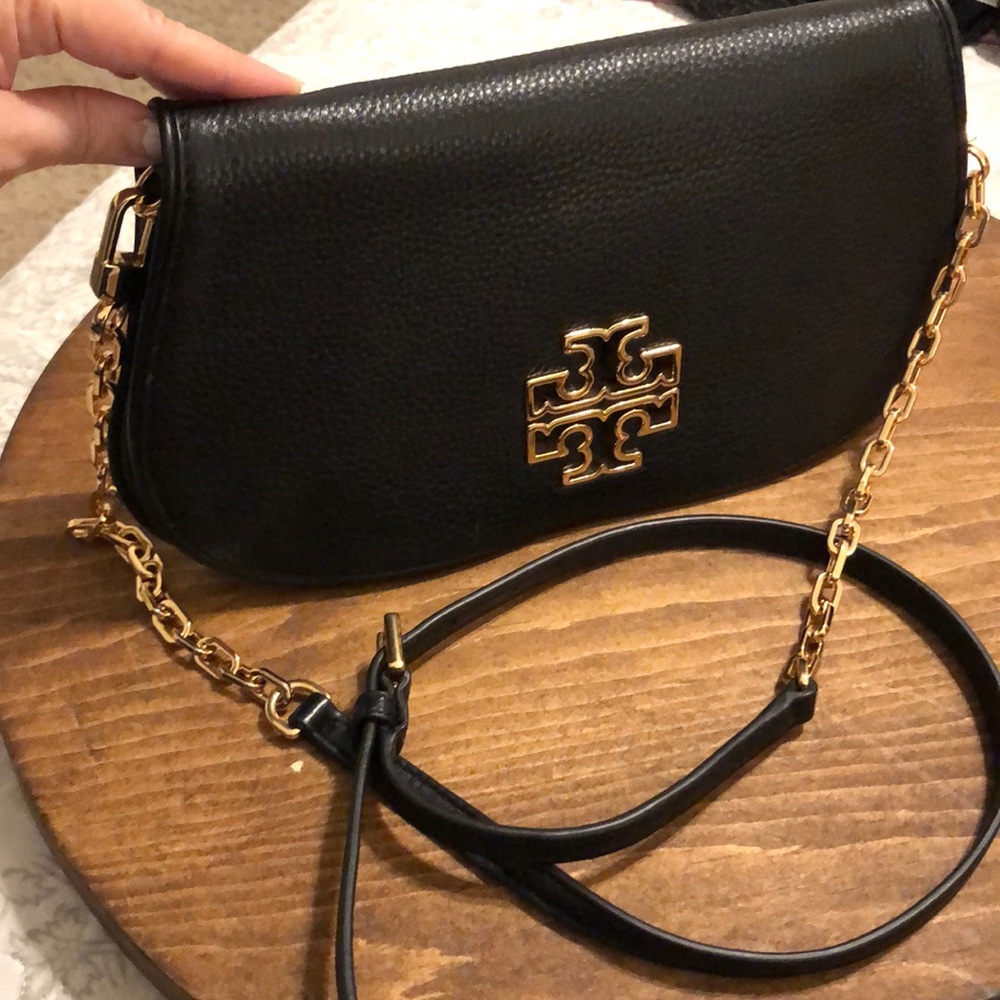 Tory Burch Shoulder bag.Beautiful and Stylish.